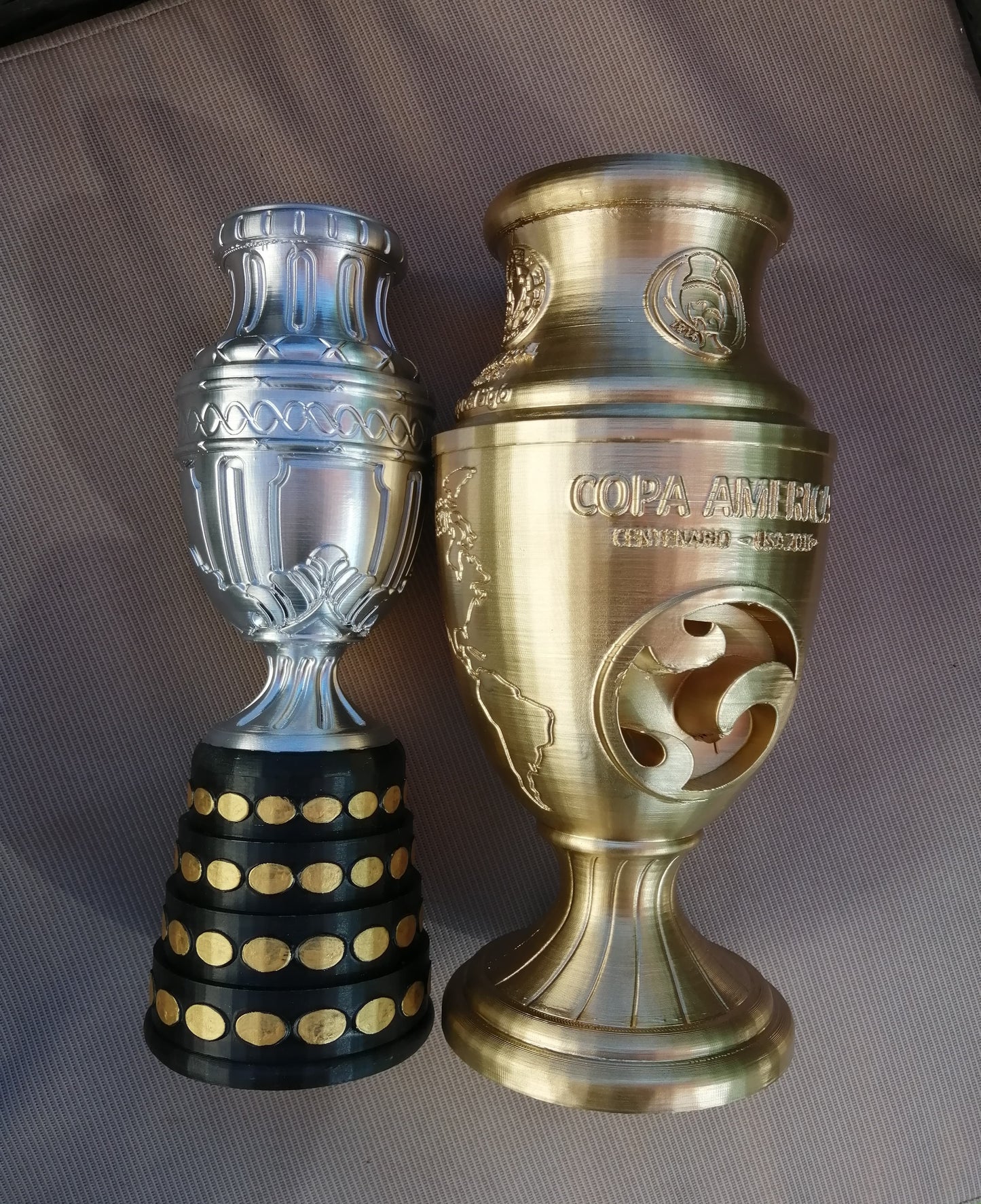 Pack Trofeos Decorativos Chile Bicampeón de América 2015/2016.