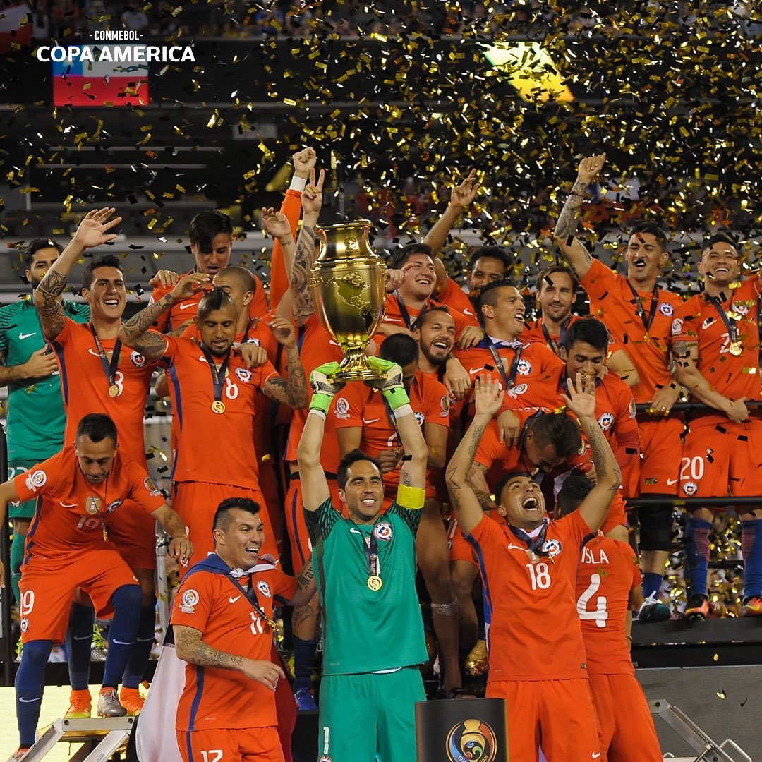 1. Pack Chile Campeón: Medallas Copa América 2015/2016