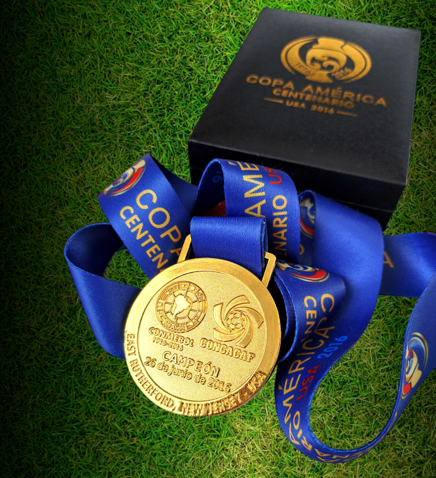 1. Pack Chile Campeón: Medallas Copa América 2015/2016