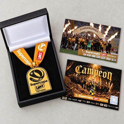 1.Medalla Supercopa Fútbol Chileno  (Medalla + Caja + 2 Fotos + 1  FotoBook).